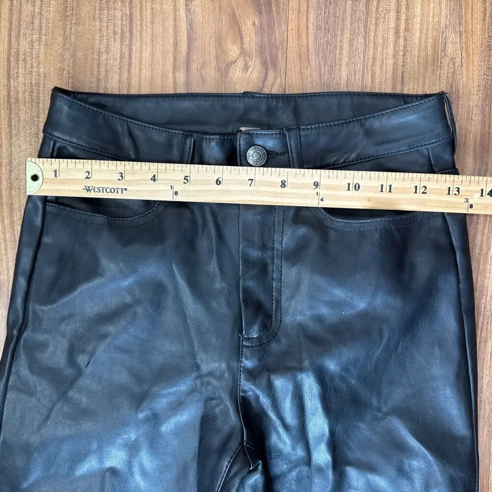 Free People Women's Size 26 Faux Leather Legging Stretch Skinny Ankle Black‎
